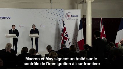 Immigration: Macron et May signent un traité