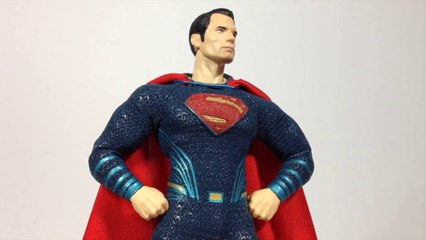 Review en Español Superman Mezco One_12 Collective Batman v Superman Dawn of Justice