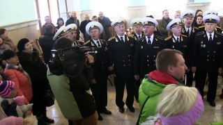 ЗХ в РФ. Очень красивый флешмоб СЕВАСТОПОЛЬ. Офицеры поют и танцуют.