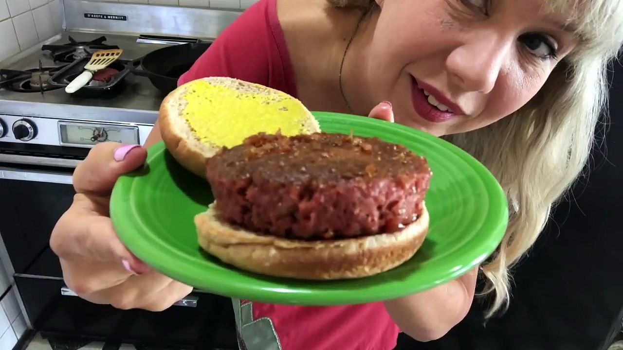 Beyond Burger Taste Test: Too Much Like Meat?