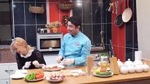 Deniz Tunca ve Özgün Şef yemek yaparken gülme krizine girdi