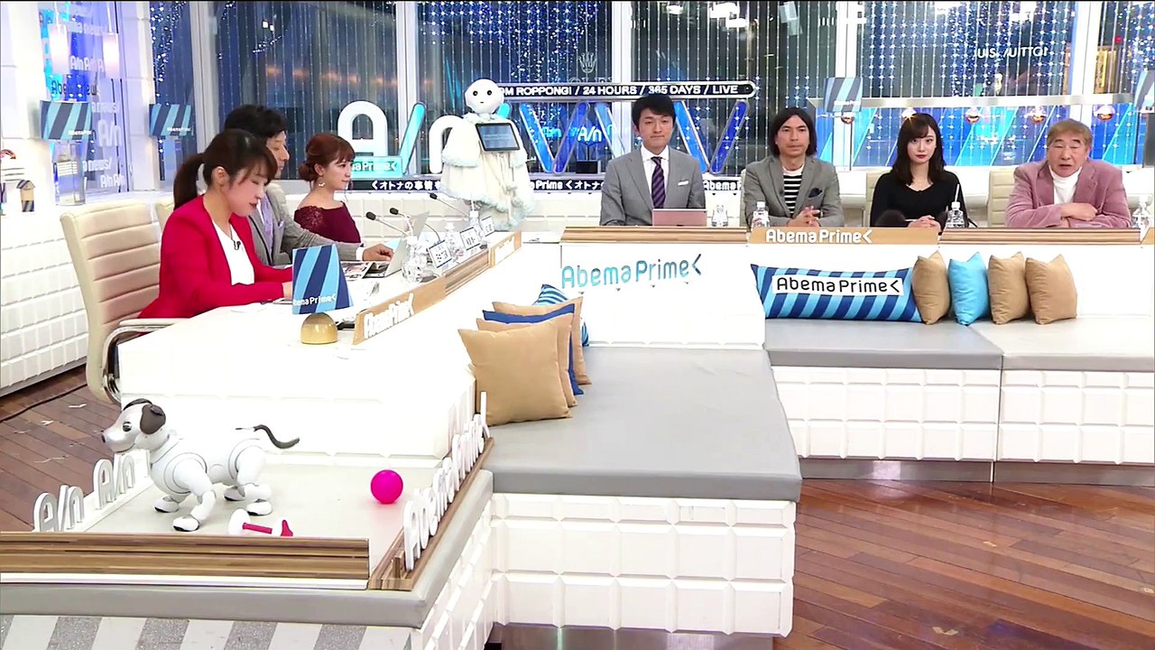 大手企業が参戦！ライブコマース市場は？
