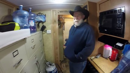 Why Did This TEXAN Sell His House & Hit The Road??