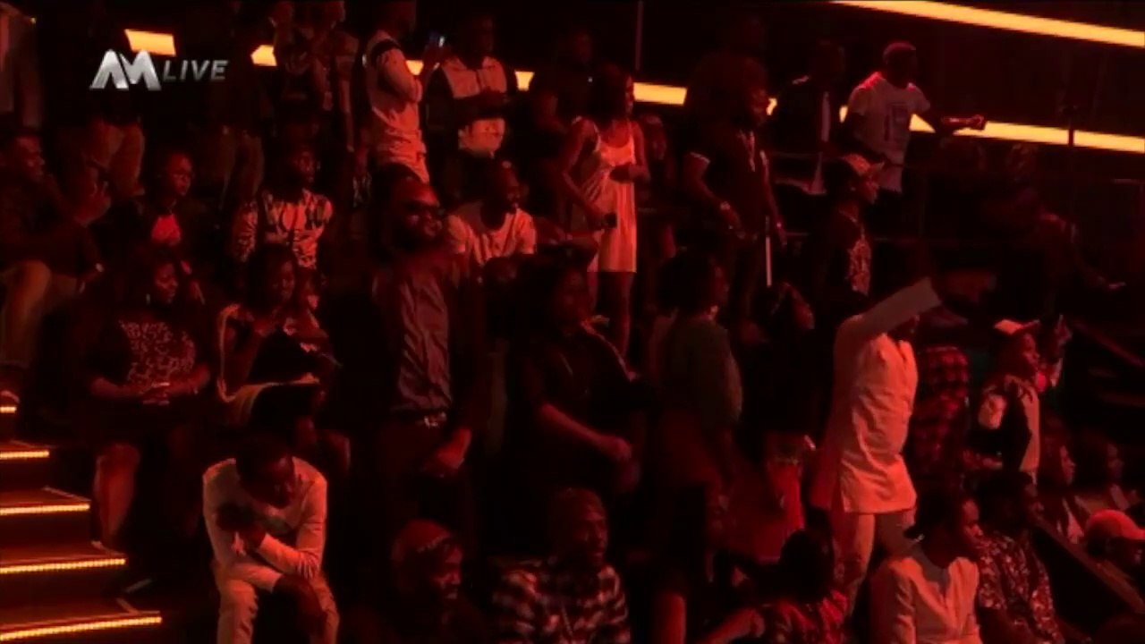 Wow - “Fada Fada”_ Live Show_ The V