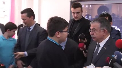 Milli Eğitim Bakanı Yılmaz Karne Dağıtım Törenine Katıldı (2)