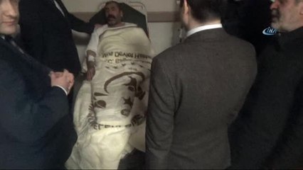 Vali Aziz Yıldırım: "Şu Anda 6 Kardeşimiz Hayatını Kaybetmiş, 29 Kardeşimiz de Yaralı Durumda"