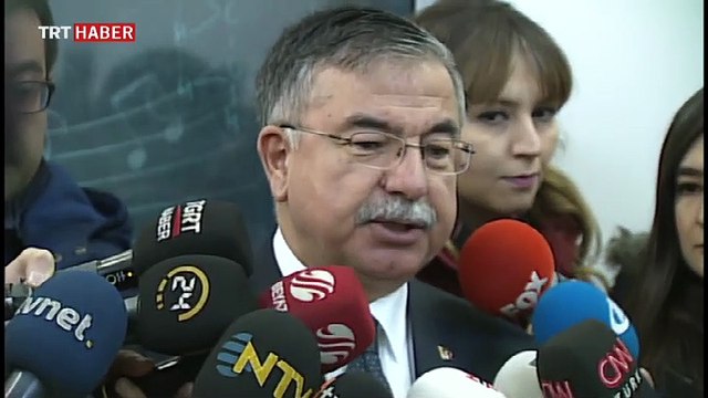 Milli Eğitim Bakanı İsmet Yılmaz karne dağıtım törenine katıldı
