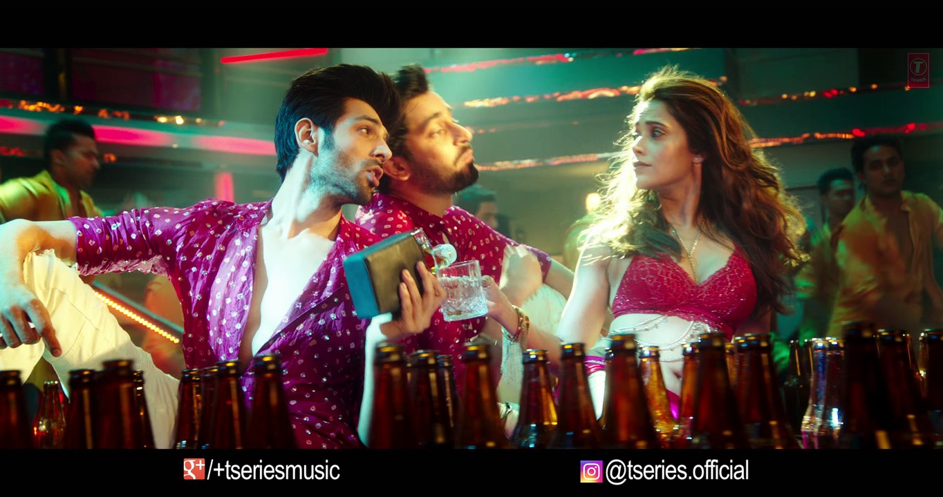 Chhote Chhote Peg (Video) - Yo Yo Honey Singh - Neha Kakkar
