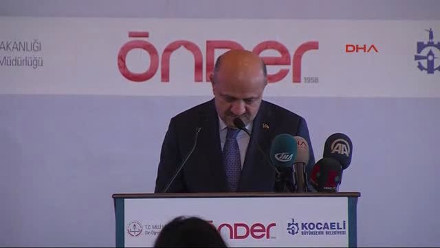 Kocaeli-Başbakan Yardımcısı Fikri Işık Önder Öğrenci Meclis Başkanları Programı'na Katıldı