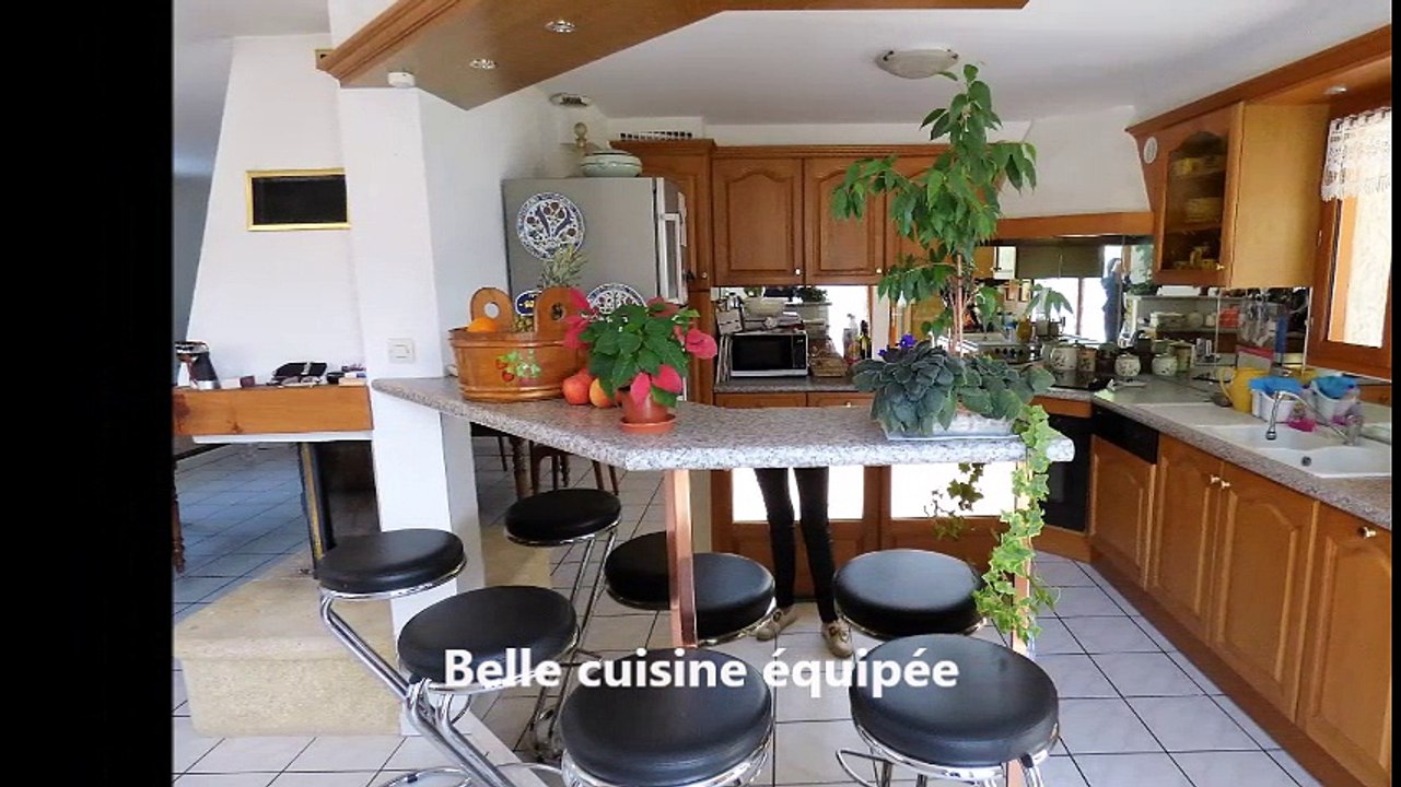 Maison 8 pièces - à vendre - SAINT-JEOIRE (74)