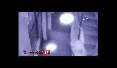 Hırsızlar ayakkabıları çalmadan önce denediler