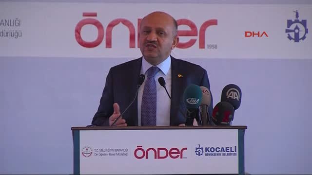 Kocaeli-Başbakan Yardımcısı Fikri Işık Önder Öğrenci Meclis Başkanları Programı'na Katıldı