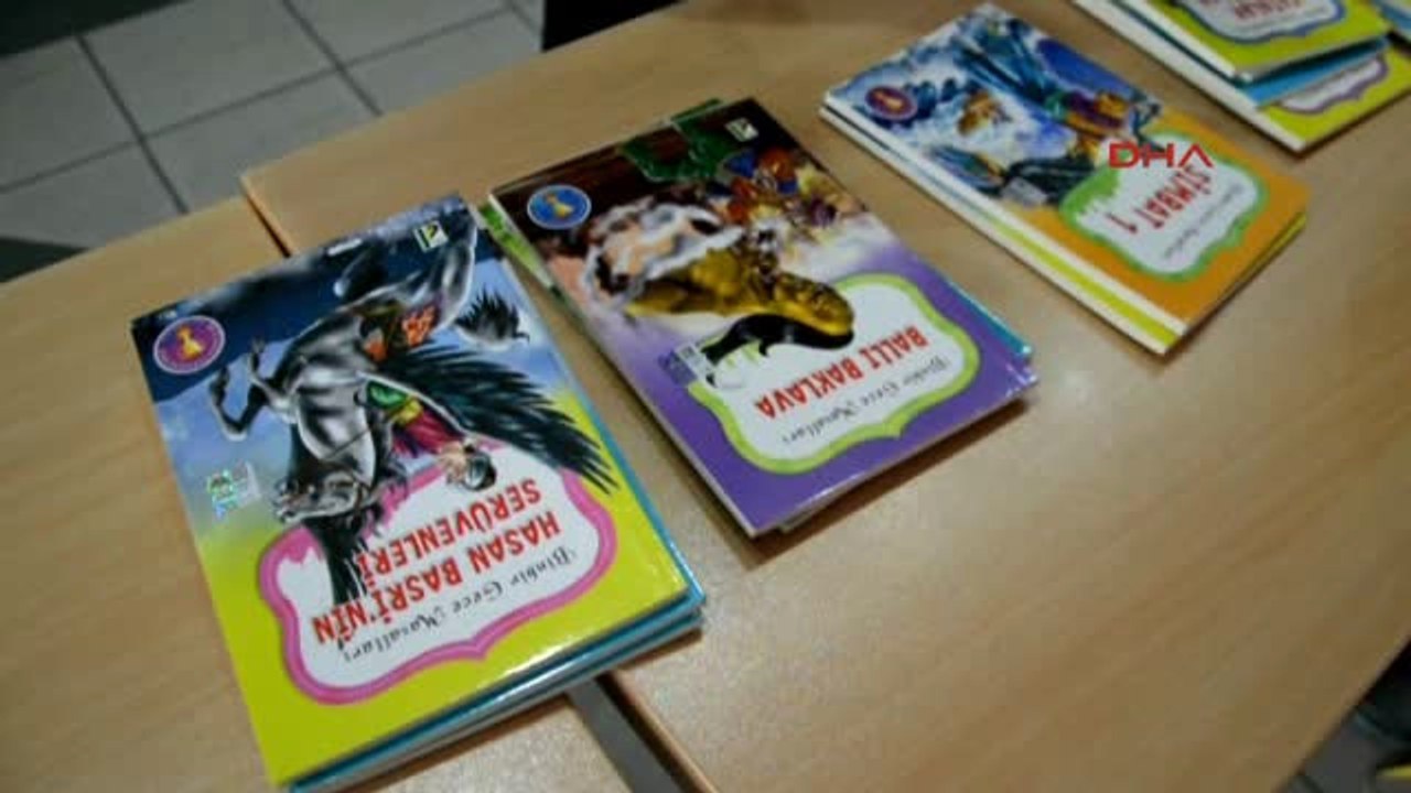 Ardahan-Karne Alan Öğrencilere Kitap Hediye Edildi
