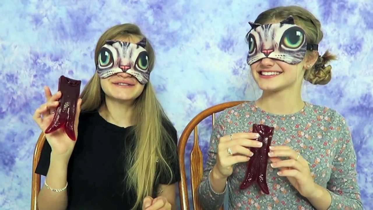 Gummy Tongue & Warheads Challenge ~ Jacy and Kacy