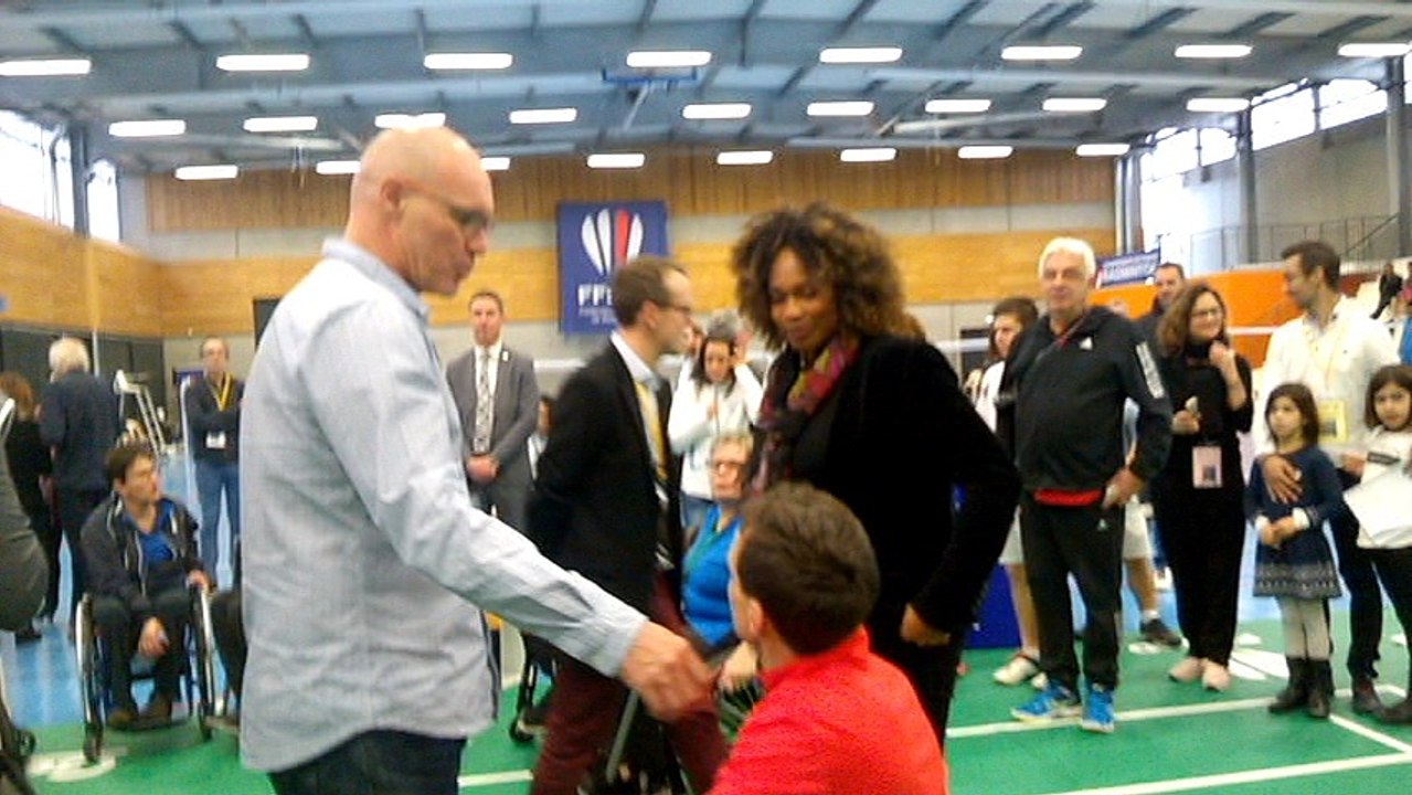 Laura Flessel en visite aux championnats de France de parabadminton