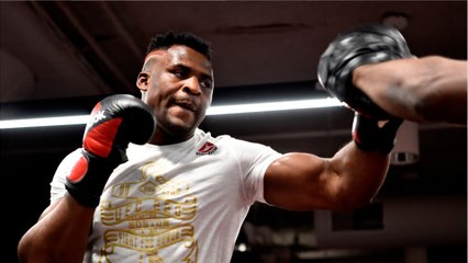 Francis Ngannou, ancien SDF à Paris aujourd’hui star de MMA