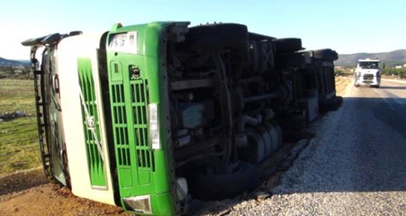 Mersin'de Fırtına Kabusu! Seyir Halindeki TIR Devrildi