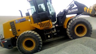 construction equipment -wheel loader working on road construction zl 50 gn china