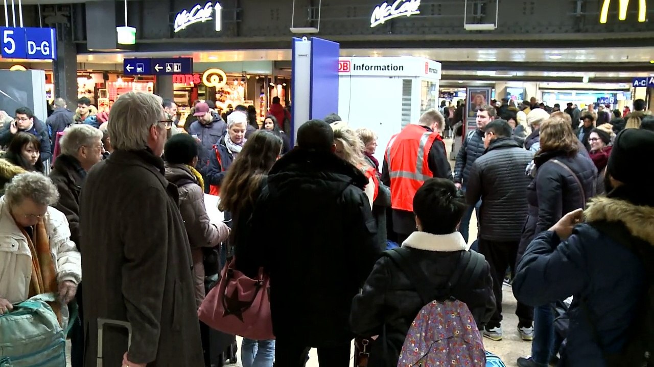 Millionenschäden durch Wintersturm 'Friederike'