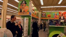 Darth Vader invaded Toys R Us for Toys 4 Tots.