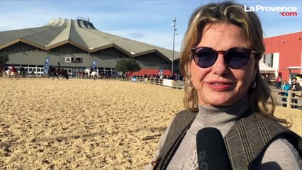 Jeane Manson galope au festival Cheval Passion