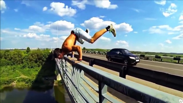 রক্ত হিম করে দেয়া বিশ্বের অবিশ্বাস্য ৭ স্টান্ট