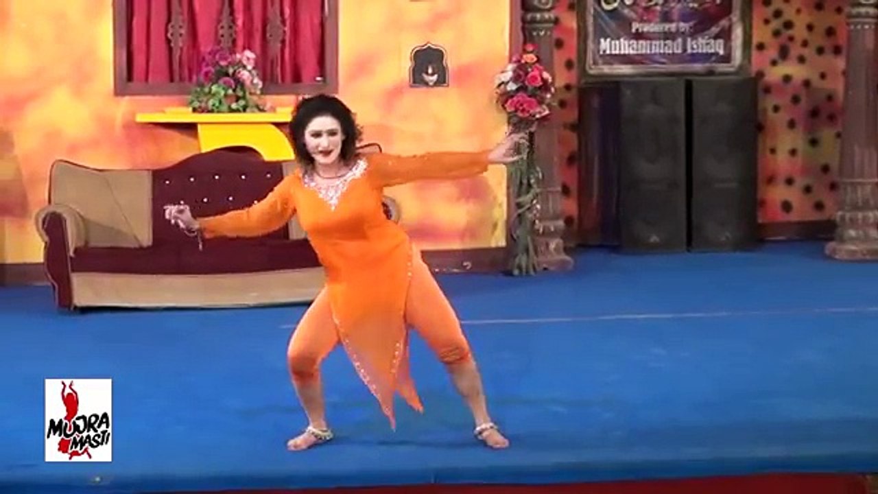 PYAR_WALI_KICH_-_2016_PAKISTANI_MUJRA_DANCE