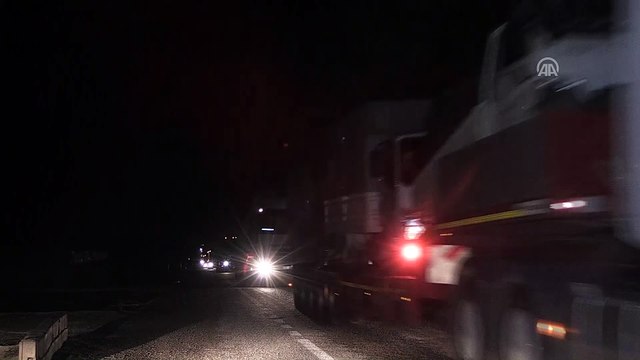 Suriye sınırına askeri sevkiyat - 20 araçlık konvoy Kilis'e ulaştı