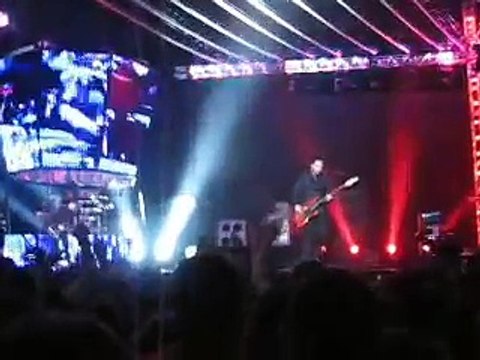 Muse - Hysteria, Bilbao Exhibition Centre, Barakaldo, Spain 10/24/2006