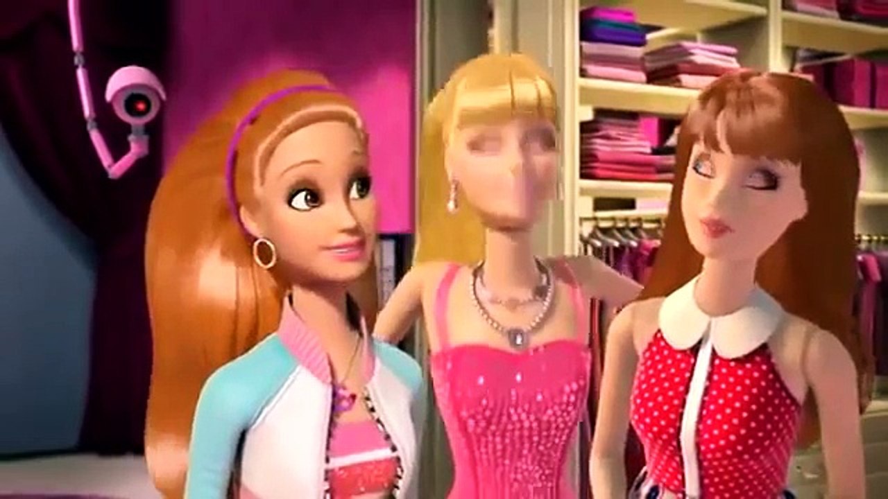 Barbie en Francais Le Piège Du Dressing 001