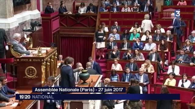 Assemblée nationale : les députés bientôt soumis à un code vestimentaire