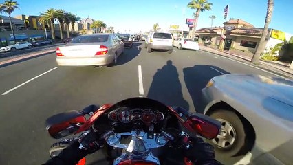 HAYABUSA CRUISING 014: following YAMAHA R1 CRAZY LANE SPLITTING/GOING 170mph!!!