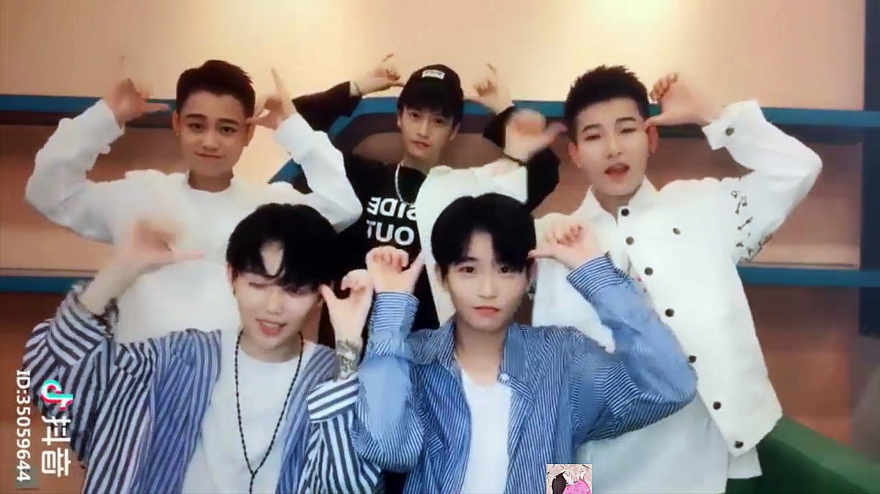 Tik Tok  heartbeat