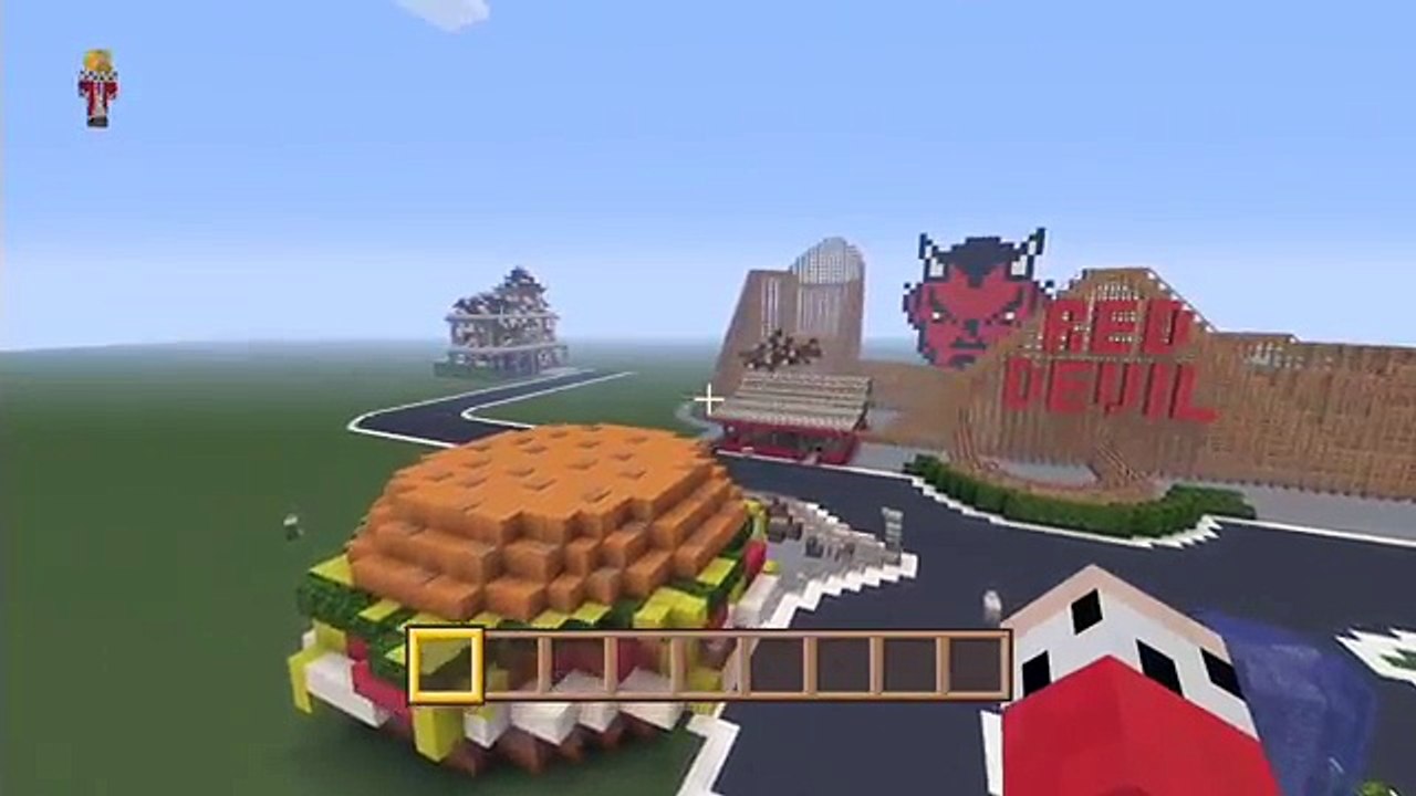 Minecraft :: Lets Build A Theme Park :: Hot Dogs + Ice Cream! :: E7