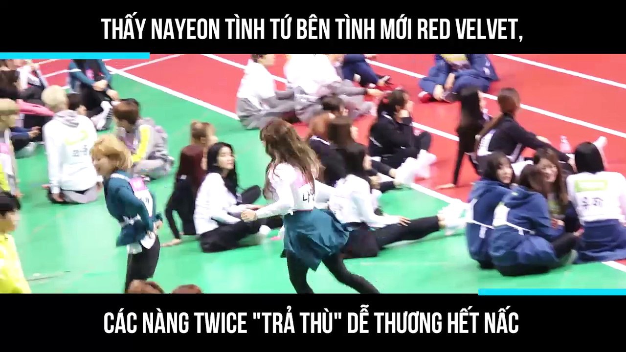 Thấy Nayeon tình tứ bên tình mới Red Velvet, các nàng TWICE "trả thù" dễ thương hết nấc