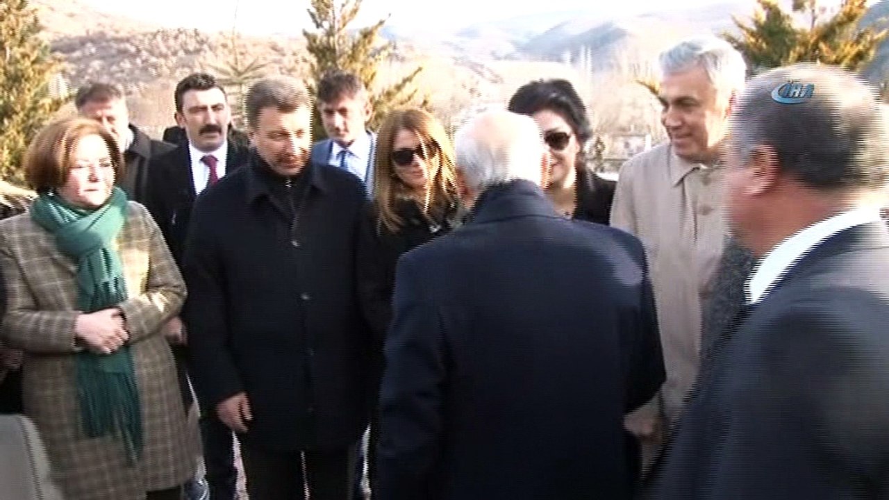 MHP Lideri Bahçeli, Ülkücü Şehitler Anıtını ziyaret etti