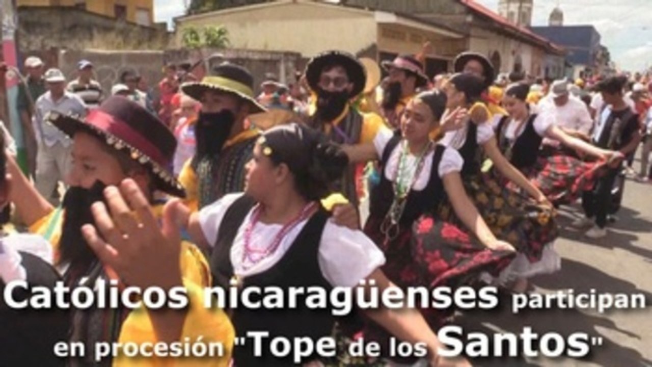 Católicos nicaragüenses participan en procesión "Tope de los Santos"