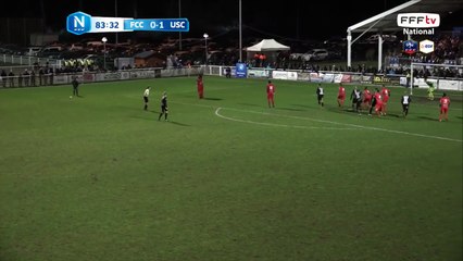 Coup franc avec danger dans la surface