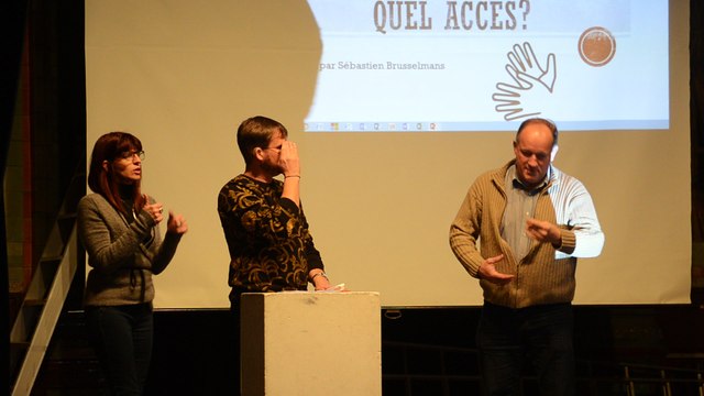 Mouscron: La conférence pour les personnes sourdes