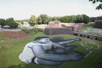 Eurockéennes : qui est Saype, l'auteur de la fresque sur herbe à Belfort ?