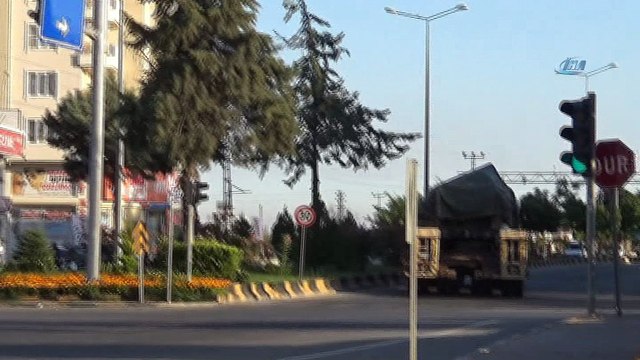 Münbiç ile Tel Rıfat sınırına Obüs, Tank ile ZPT sevk edildi