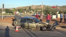 Sivas - Hasta Taşıyan Ambulans Kaza Yaptı 2 Yaralı