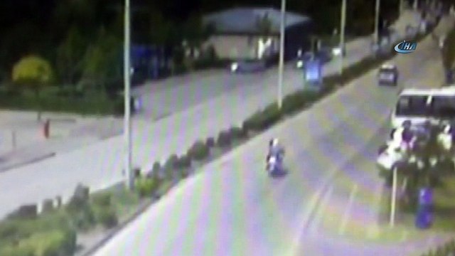 Öğrenciyi sınava polis yetiştirdi