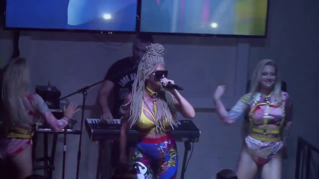 Jelena Karleusa - Nije ona nego ja  (LIVE 2018)