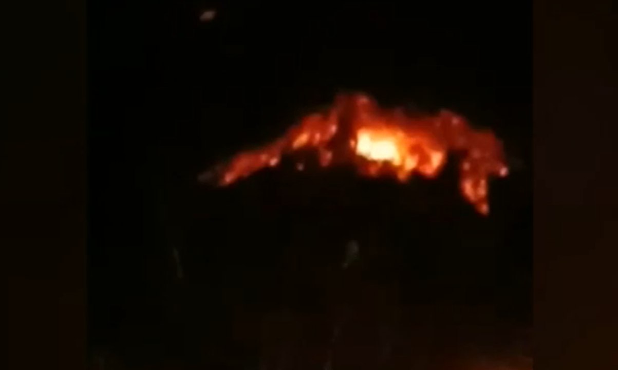 Gunung Agung Kembali Meletus