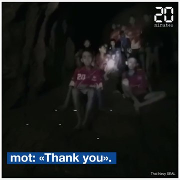 Thaïlande: Les enfants piégés dans une grotte retrouvés vivants