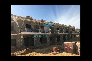 Townhouse corner 298m for sale in Layan Compound