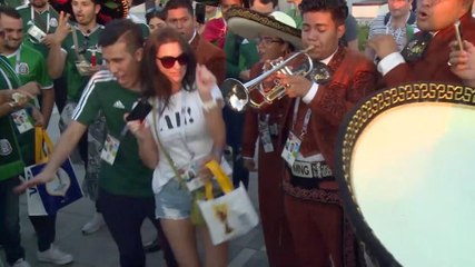 Pesta Terakhir Fans Meksiko di Rusia