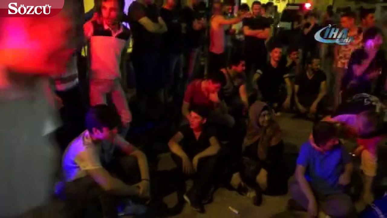 Suriyeli palalı saldırganlar mahalleyi birbirine kattı