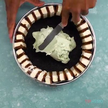 Simple and Easy No-Bake Ice Cream Sandwich Cake #nationalicecreamcakedayGet the full recipe: